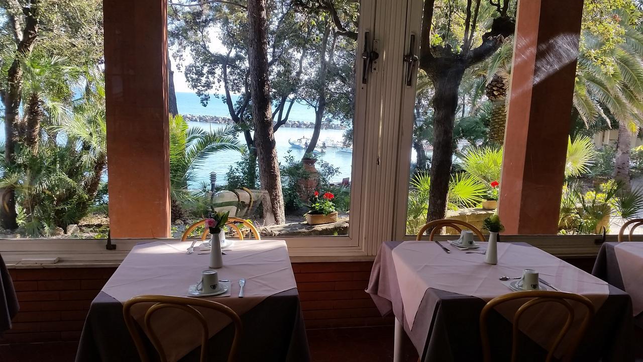 Albergo Miramare Кастільончелло Екстер'єр фото